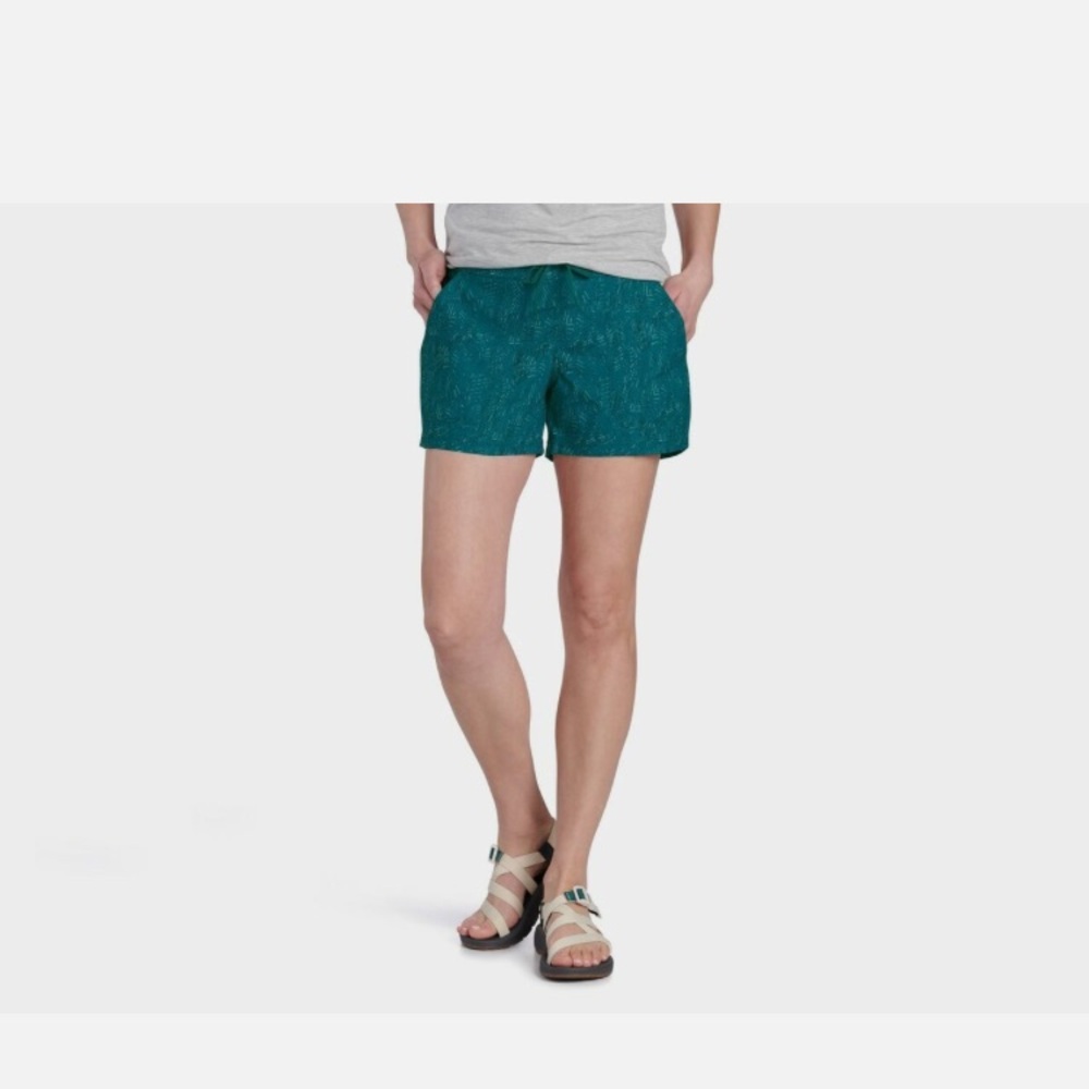 NWOT KUHL VANTAGE™ SHORT 4" women’s size small